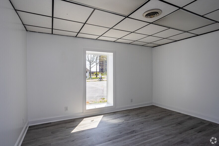 More Photos Of 101 E Tennessee Ave, Oak Ridge Office For Lease