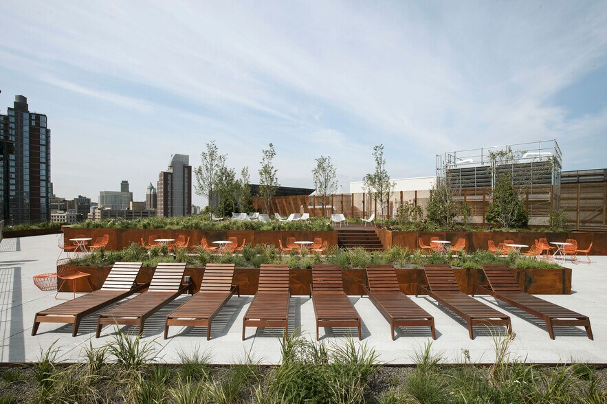 More Photos Of 20 Jay St, Brooklyn Loft Creative Space For Lease