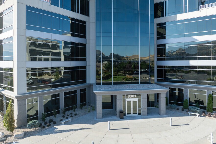More Photos Of 3301 N Thanksgiving Way, Lehi Office For Lease