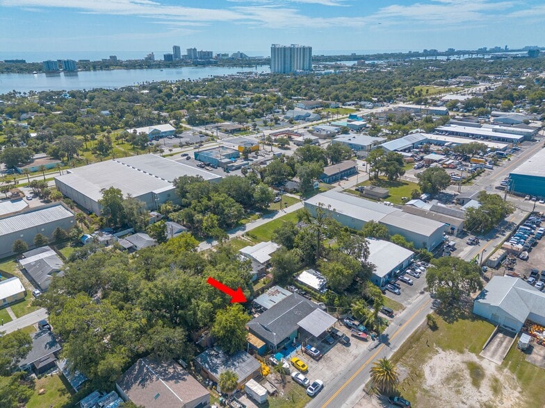 More Photos Of 635 Carswell Ave, Holly Hill Auto Repair For Sale