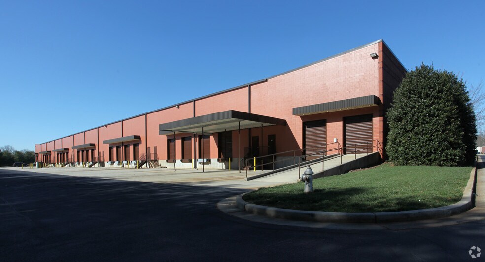 More Photos Of 6225 Shiloh Rd, Alpharetta Warehouse For Lease