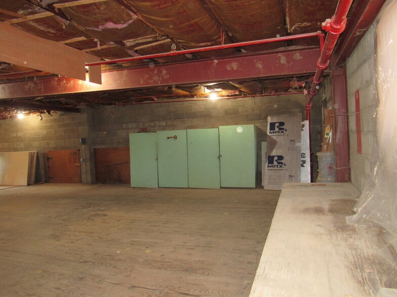 More Photos Of 4 7th St, Frenchtown Distribution For Sale