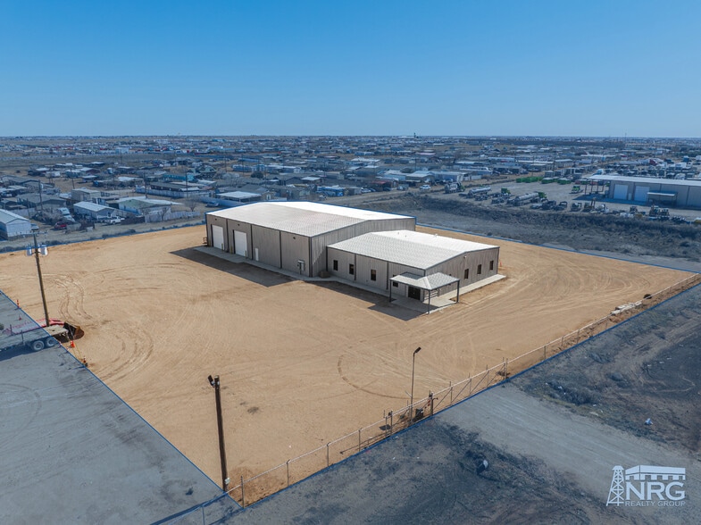 More Photos Of 3717 S County Rd 1232, Midland Warehouse For Lease