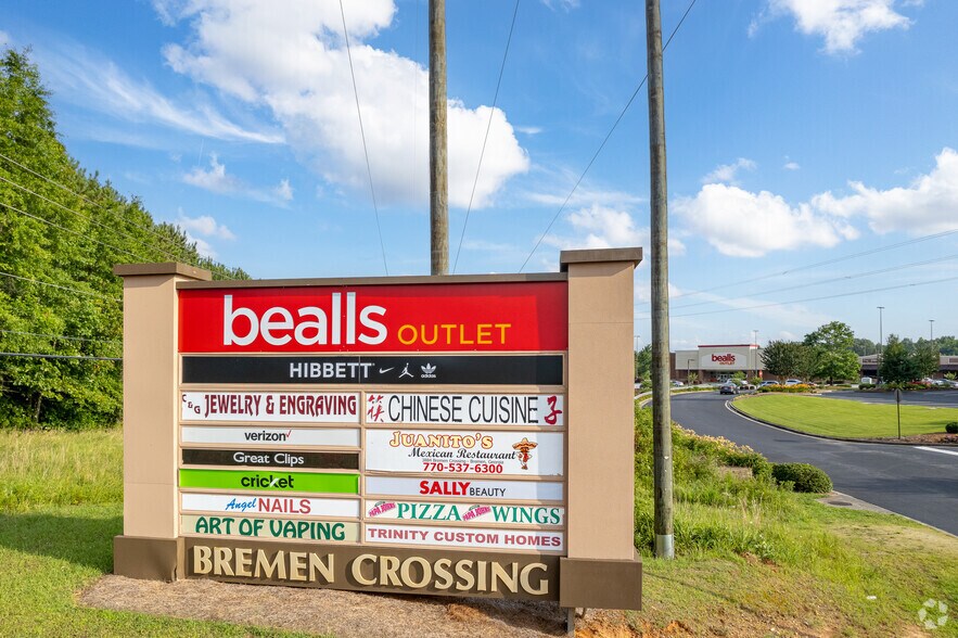 More Photos Of 3870-3998 Bremen Crossing, Bremen General Retail For Lease