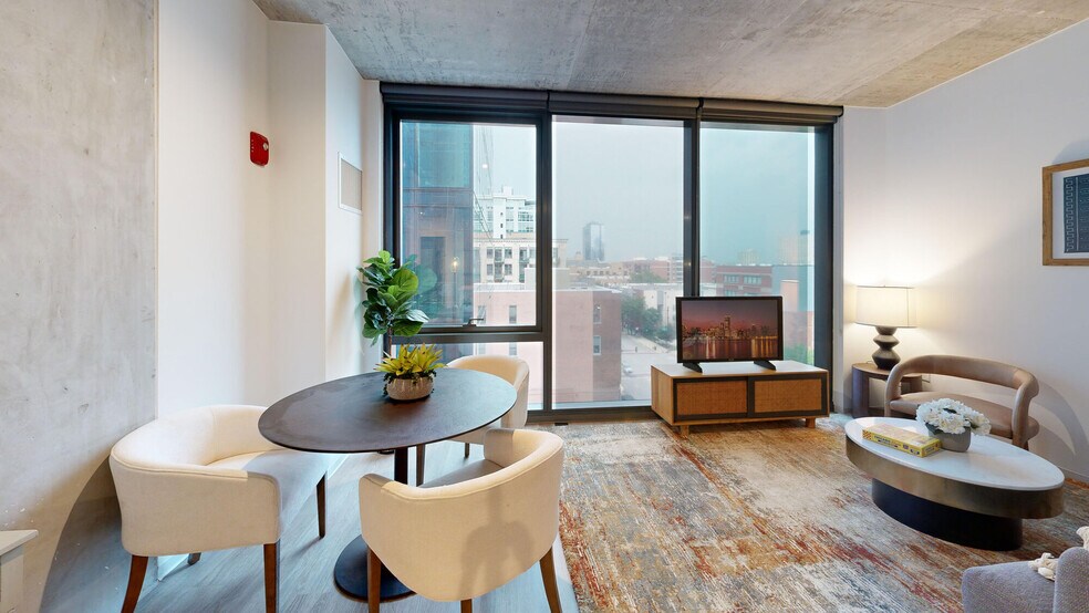 More Photos Of 1717 S Michigan Ave, Chicago Apartments For Lease