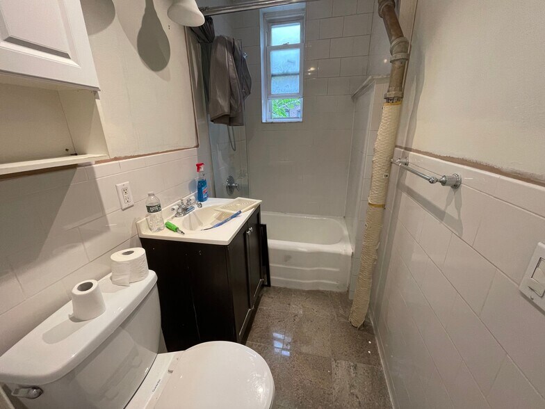 More Photos Of 34-03 42nd St, Long Island City Apartments For Sale