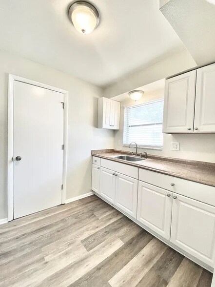 More Photos Of 531-539 New York Ave, Dunedin Apartments For Sale