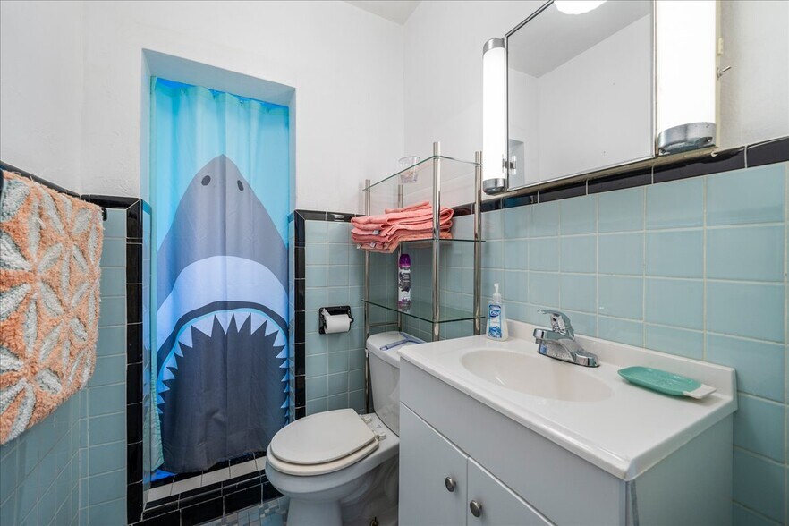 More Photos Of 215 Riverside Dr, Cocoa Apartments For Sale