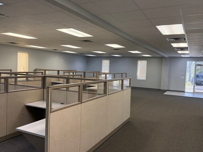 More Photos Of 3206-3212 Parkside Center Cir, Tampa Medical For Lease