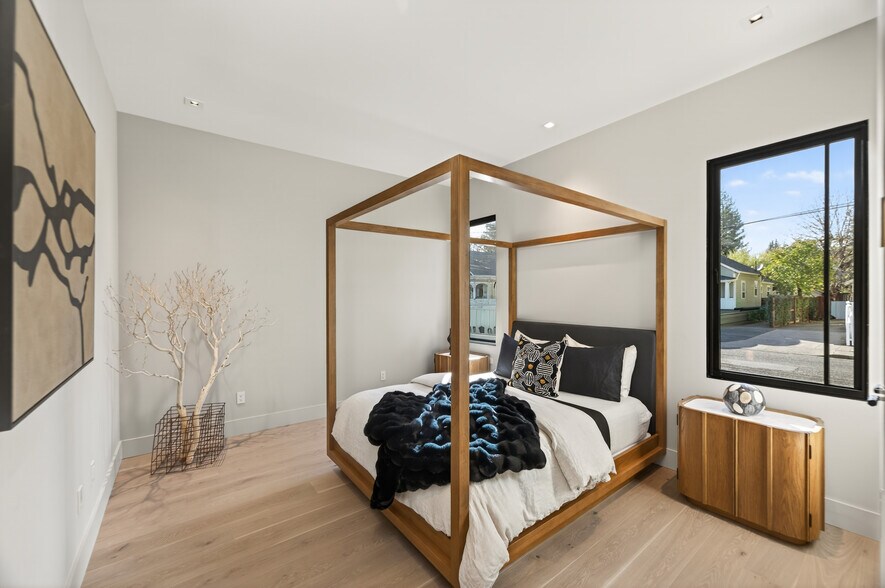 More Photos Of 585 Riverside Drive, Napa Multifamily For Sale