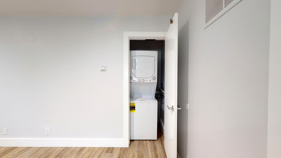 More Photos Of 4651 Council St, Los Angeles Apartments For Sale