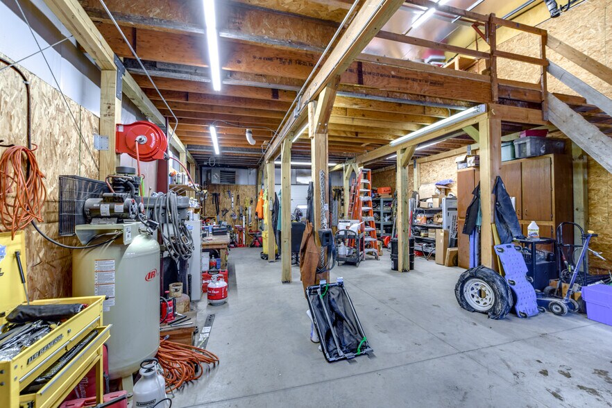 More Photos Of 220 Raemisch Rd, Waunakee Warehouse For Sale
