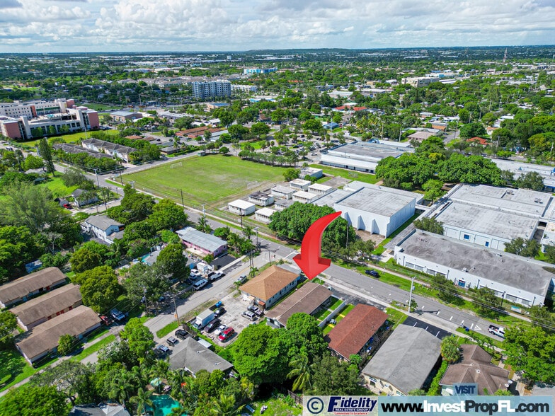 More Photos Of 404 NE 4th St, Pompano Beach Multifamily For Sale