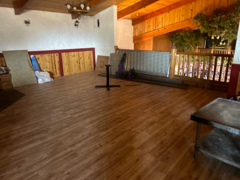 More Photos Of 6100 S Mooney Blvd, Visalia Restaurant For Lease