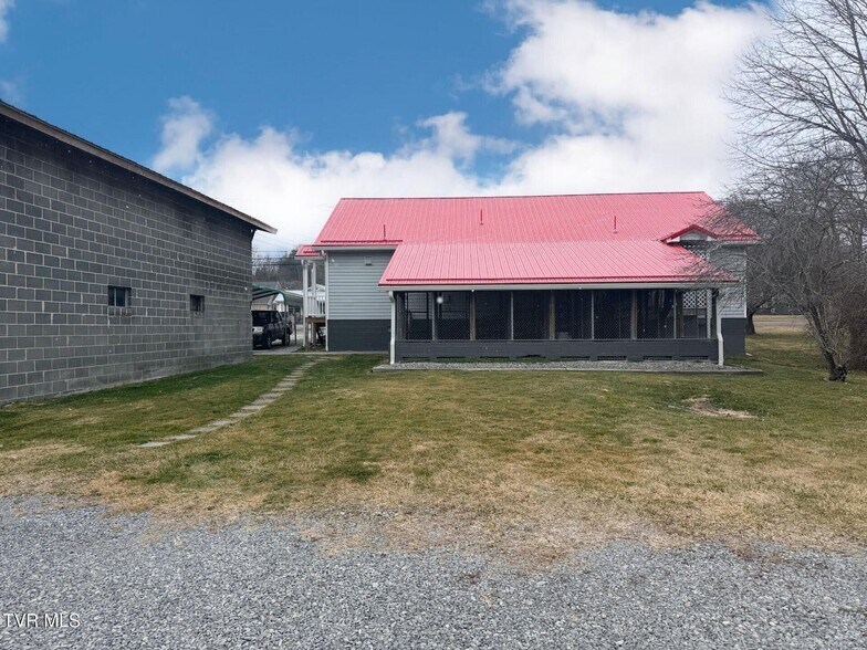 More Photos Of 404 Hurricane Rd NE, Wise Medical For Sale