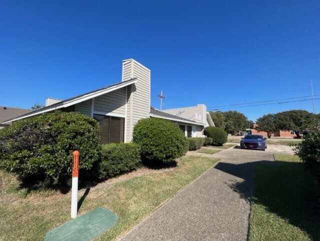 More Photos Of 1867 Avenue of America, Monroe Medical For Sale