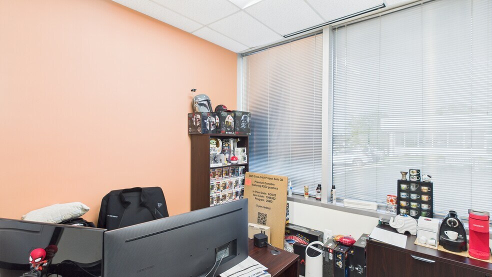 More Photos Of 14012-14018 Sullyfield Cir, Chantilly Medical For Lease