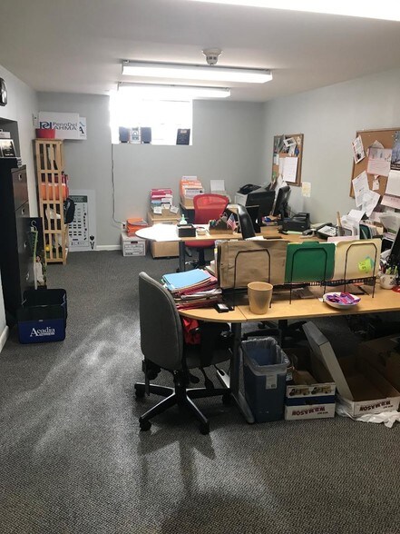 More Photos Of 600 Main St, Riverton Office For Sale