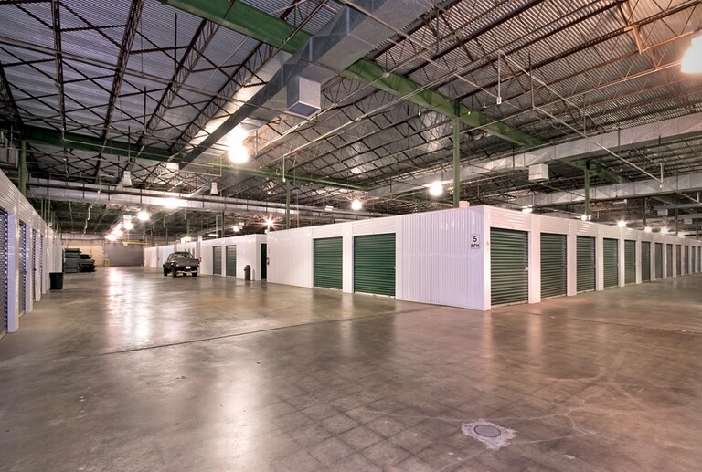 More Photos Of 6001 Woodland Hwy, New Orleans Self Storage For Lease