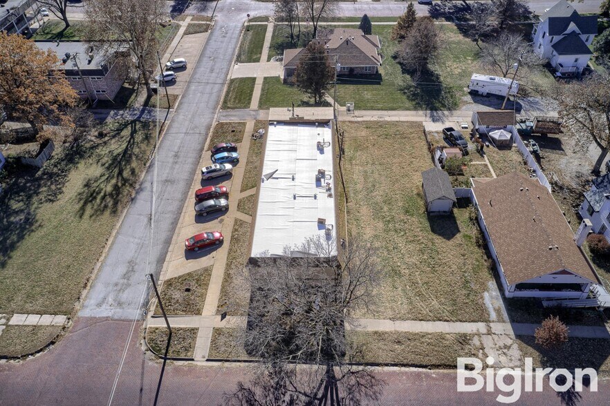 More Photos Of 525 I St, Fairbury Apartments For Sale