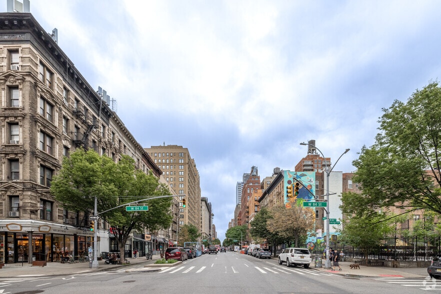 More Photos Of 502 Amsterdam Ave, New York Apartments For Sale