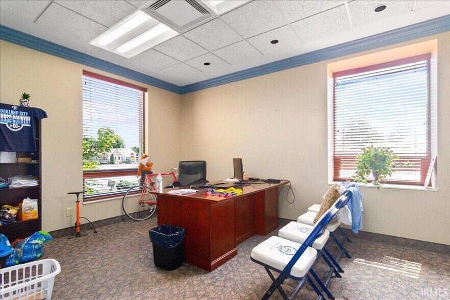 More Photos Of 410 Morton st, Oakland City Office For Sale
