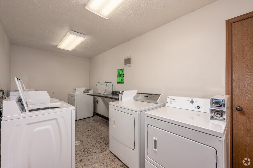 More Photos Of 400 S Grant St, West Lafayette Apartments For Sale