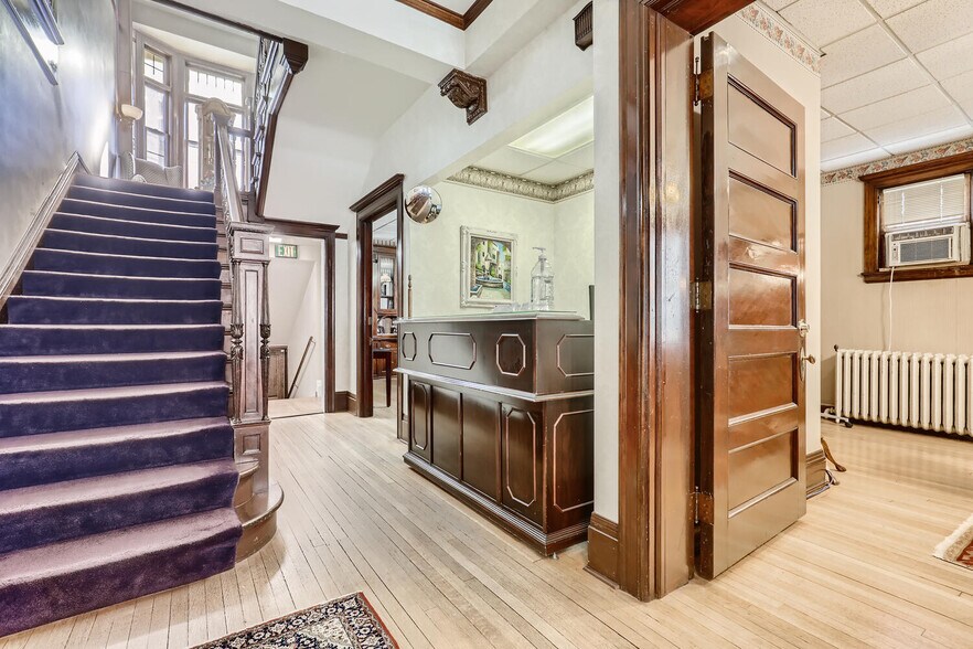 More Photos Of 1600 Pennsylvania St, Denver Office Residential For Sale