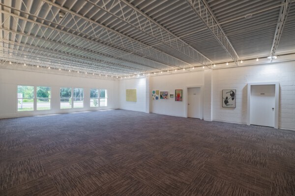 More Photos Of 410 Dinah Shore Blvd, Winchester Office Residential For Sale