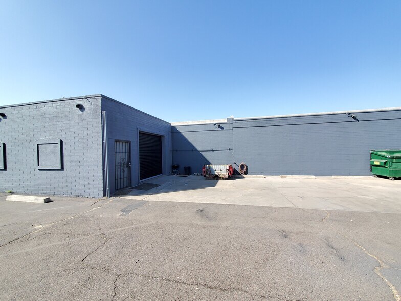 More Photos Of 1637-1639 N 40th St, Phoenix Warehouse For Lease