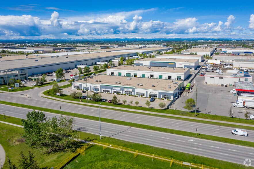 More Photos Of 5200 64th Ave SE, Calgary Warehouse For Lease