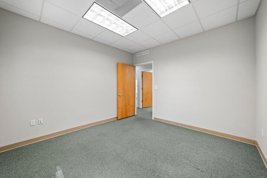 More Photos Of 1616 Jork Rd, Jacksonville Unknown For Lease