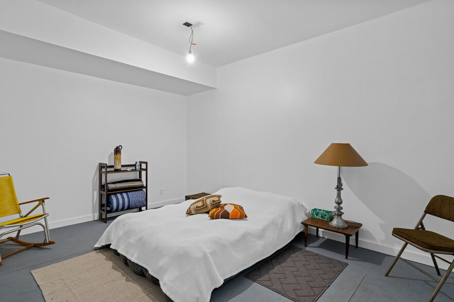 More Photos Of 3547 Kensington Ave, Philadelphia General Retail For Sale