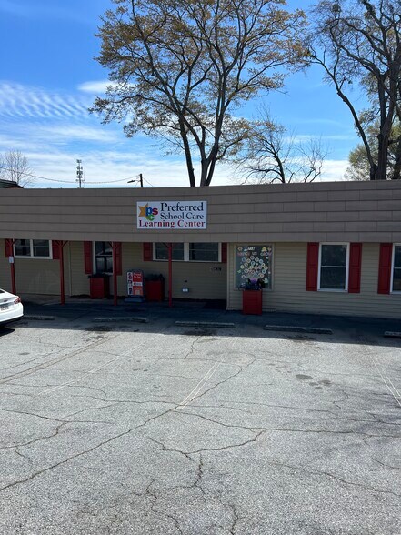 Primary Photo Of 718 Concord Rd SE, Smyrna Daycare Center For Sale