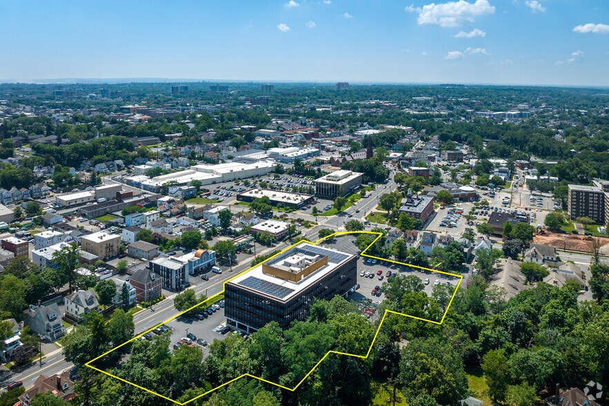 More Photos Of 80 Main St, West Orange Office For Lease