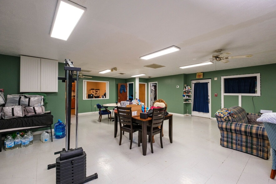 More Photos Of 5700 Edinburg Gap Rd, Fort Valley Religious Facility For Sale