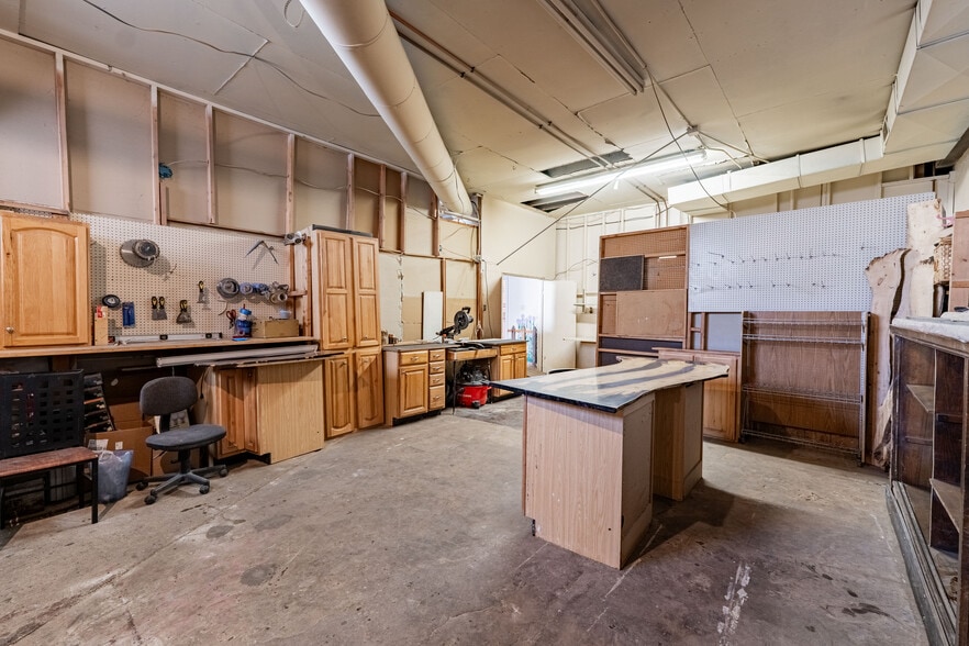 More Photos Of 65 N 200 E, Roosevelt Restaurant For Sale