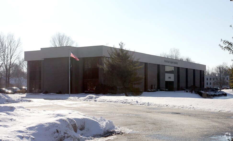 More Photos Of 8945 N Meridian St, Indianapolis Office For Sale