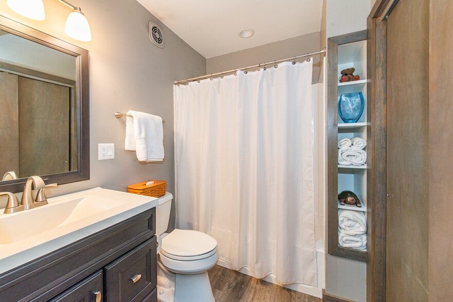 More Photos Of 40 Brighton Rd, Andover Specialty For Sale