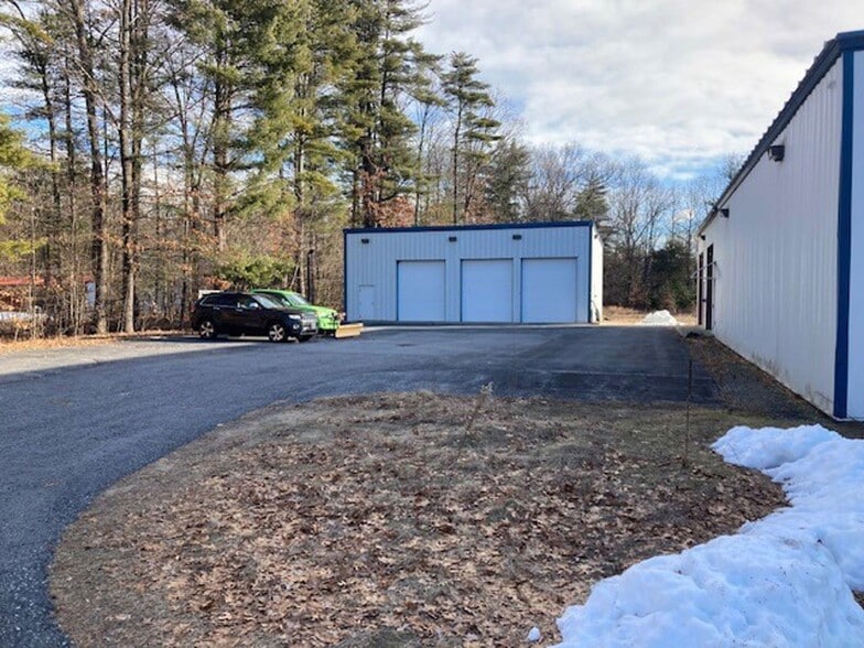 More Photos Of 10 Commerce Park Dr, Gansevoort Warehouse For Sale