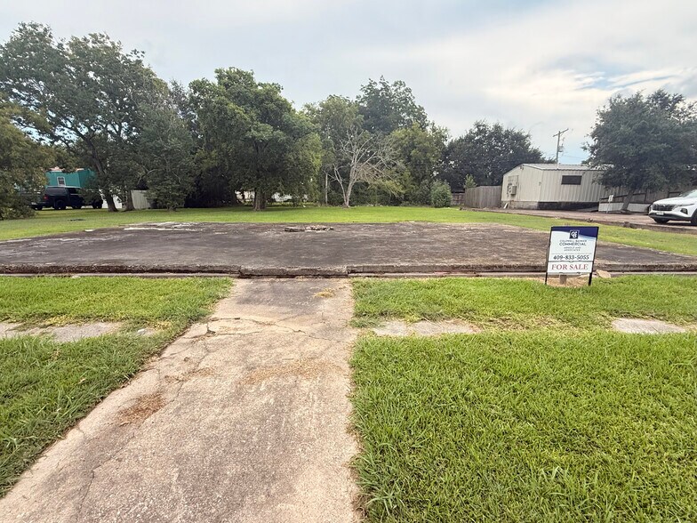 More Photos Of 2555 4th st, Beaumont Land For Sale