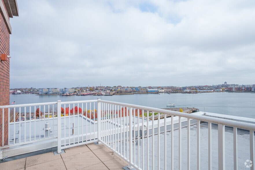 More Photos Of 250 1st Ave, Charlestown Apartments For Lease