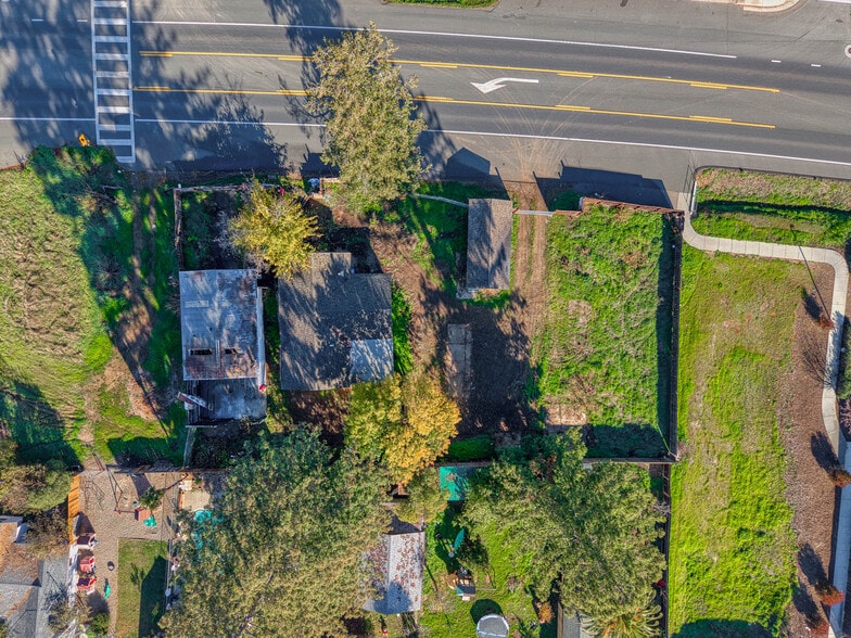 More Photos Of 3527 CA-20 Hwy, Upper Lake Flex For Sale