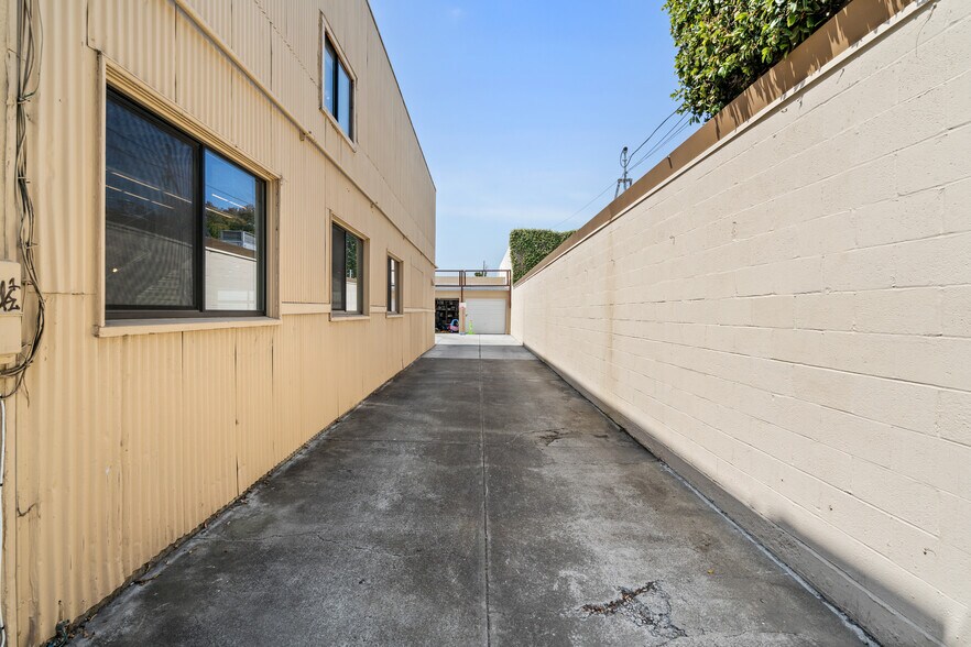 More Photos Of 629-639 S B St, San Mateo Storefront For Lease