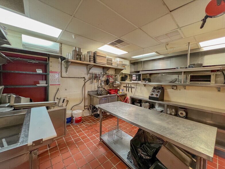 More Photos Of 404 Southard St, Key West Restaurant For Sale