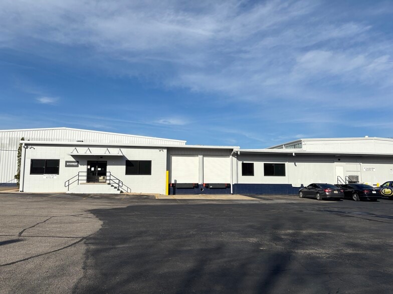 More Photos Of 511 Vulcan Dr, Irondale Warehouse For Lease