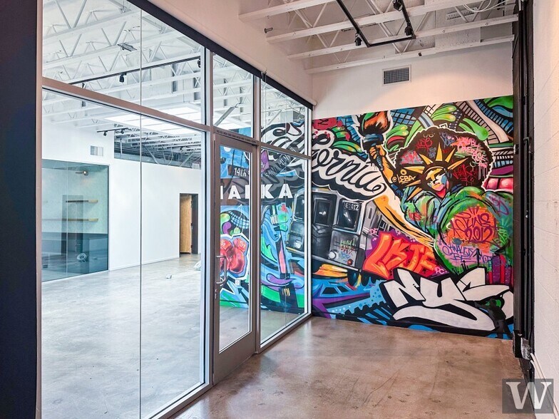 More Photos Of 1412 14th St, Santa Monica Office Residential For Lease