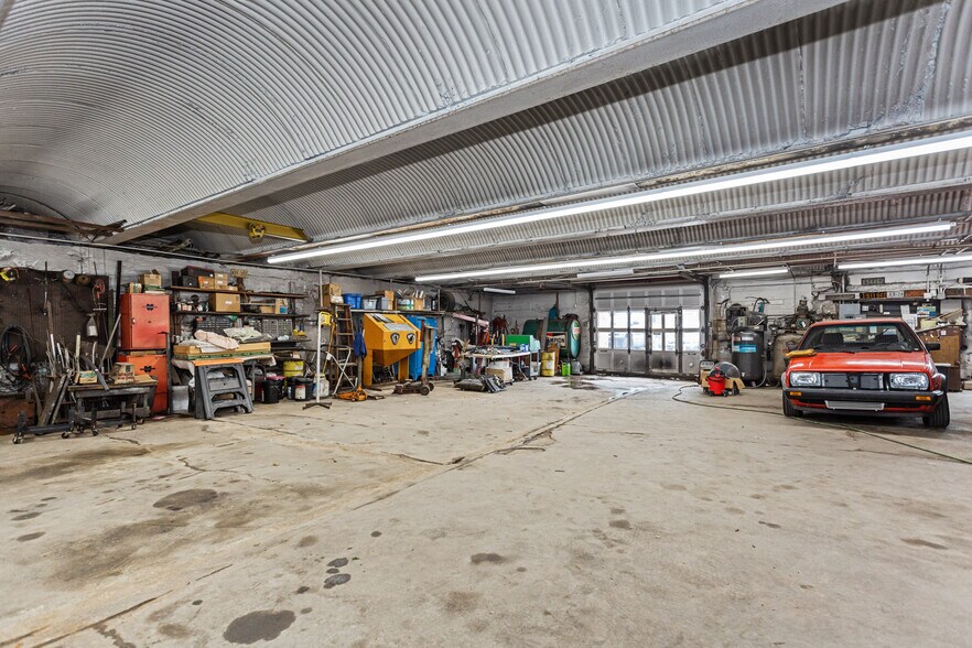 More Photos Of 307 Paterson Ave, East Rutherford Auto Repair For Sale