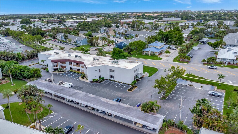 More Photos Of 6719 Winkler Rd, Fort Myers Office For Lease