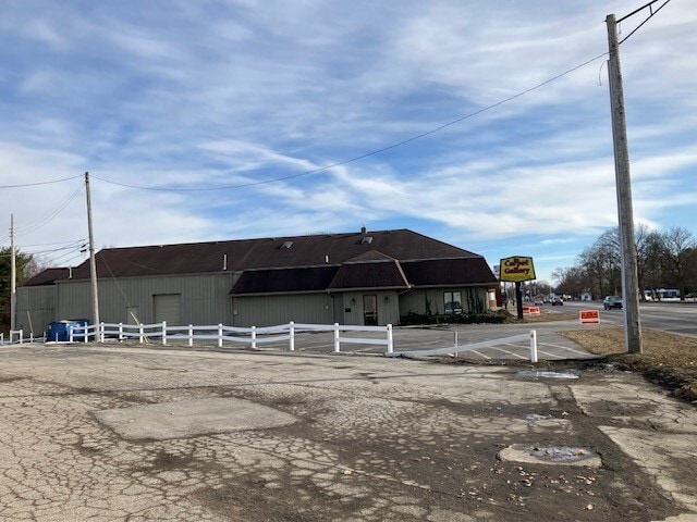 More Photos Of 1505 Elkhart Rd, Goshen Freestanding For Sale